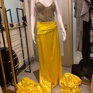 Paolo Estefania Yellow Gown